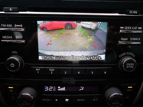 Used 2015 Nissan Altima 2.5 SV image 23