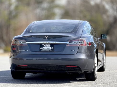 Used 2018 Tesla Model S 75D image 6