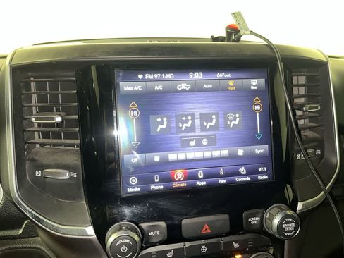 Used 2019 RAM 1500 Big Horn image 18