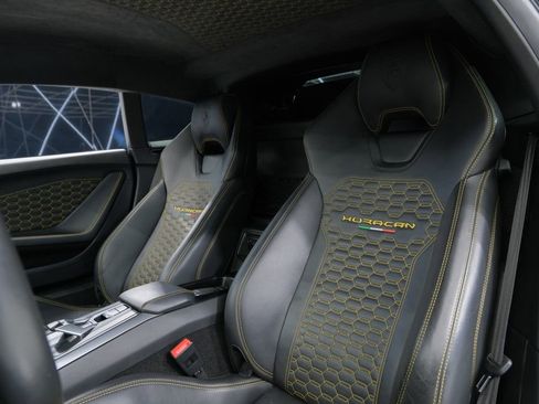 Used 2019 Lamborghini Huracan LP 580-2 image 21
