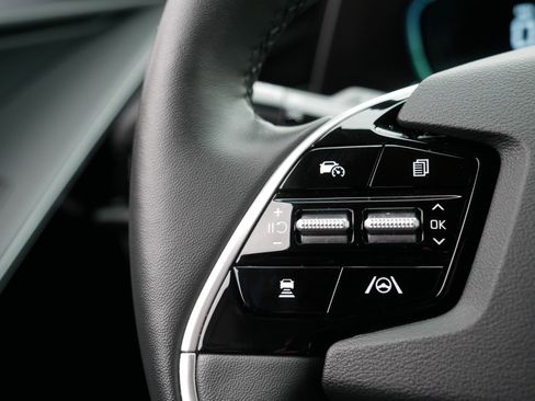 Certified 2023 Kia Niro EX w/ EX Cold Weather Package image 28