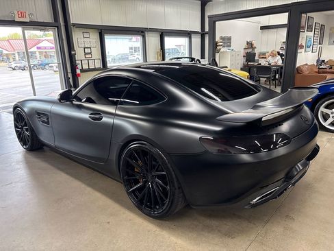 Used 2016 Mercedes-Benz AMG GT S w/ Exclusive Interior Package image 8