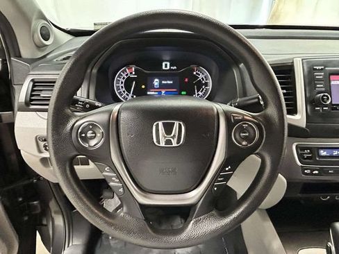 Used 2019 Honda Ridgeline RT image 21
