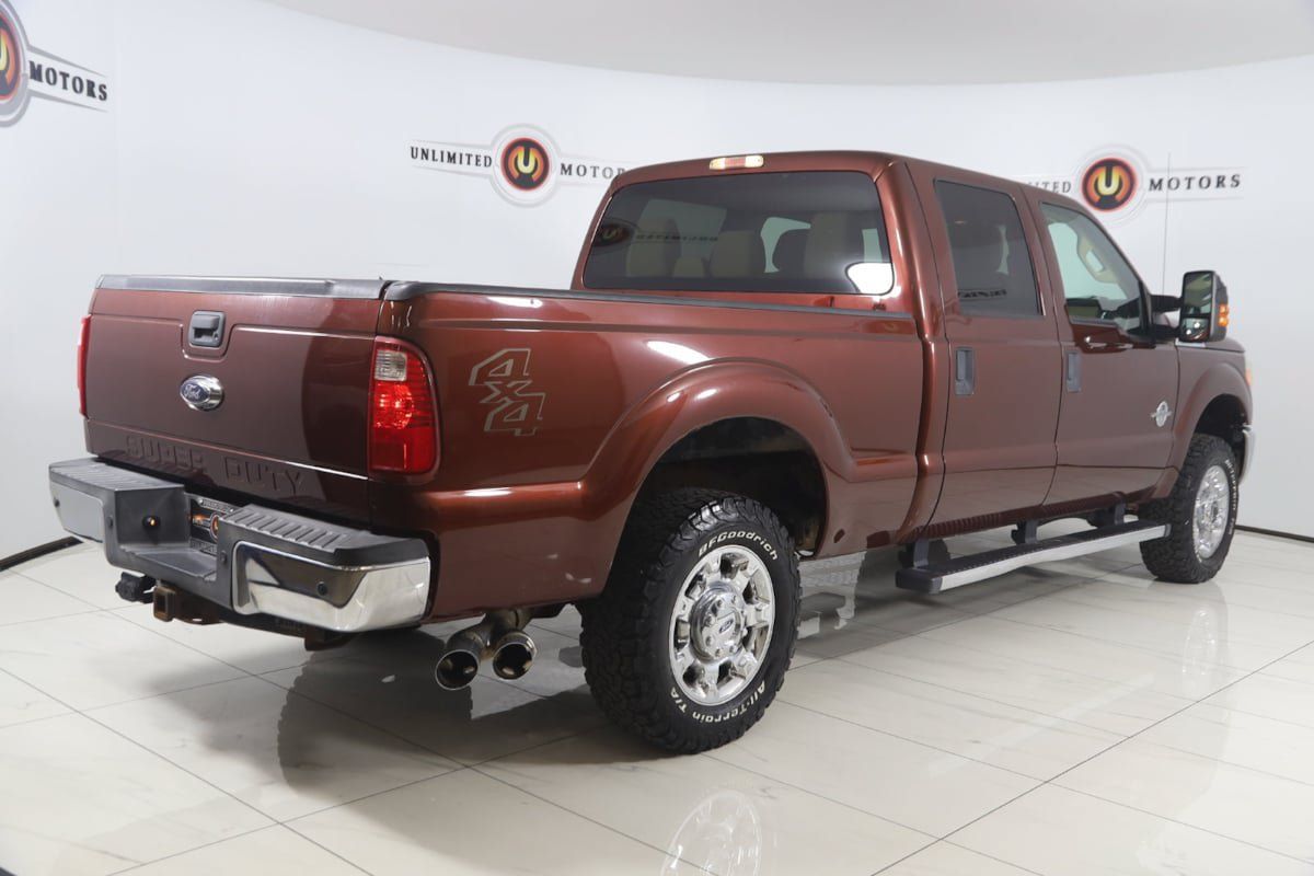 Used 2015 Ford F250 XLT w/ XLT Premium Package AWD/4WD image 3