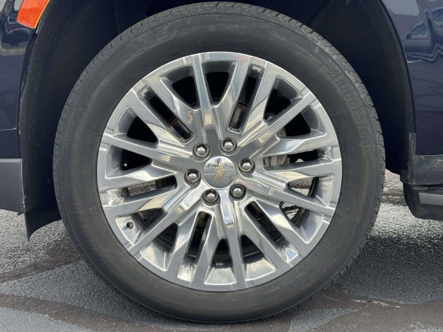 Used 2024 Chevrolet Suburban LT AWD/4WD image 14