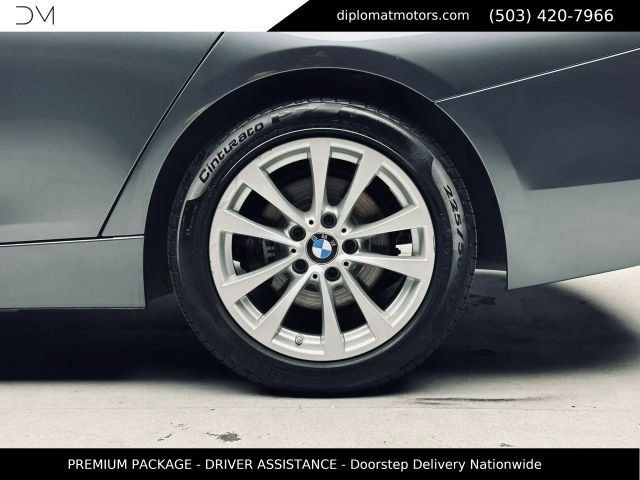 Used 2017 BMW 320i Sedan RWD image 43