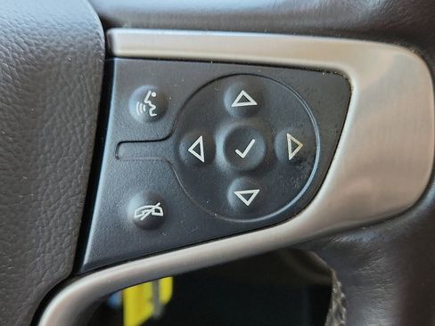 Used 2015 GMC Sierra 2500 Denali w/ Duramax Plus Package image 20