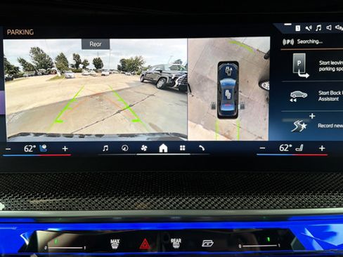 Used 2025 BMW 760i xDrive w/ Executive Package AWD/4WD image 47