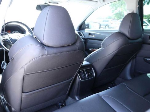 Used 2015 Acura TLX FWD image 12