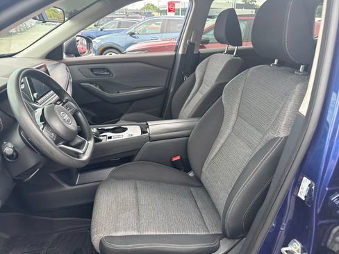 Used 2021 Nissan Rogue S FWD image 13