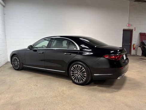 Used 2024 Mercedes-Benz S 580 4MATIC Sedan image 10
