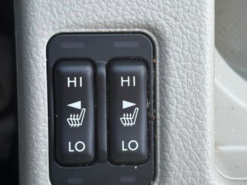 Used 2015 Subaru Crosstrek 2.0i Limited image 17