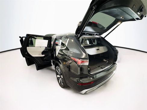 New 2026 Mitsubishi Outlander SEL FWD image 39