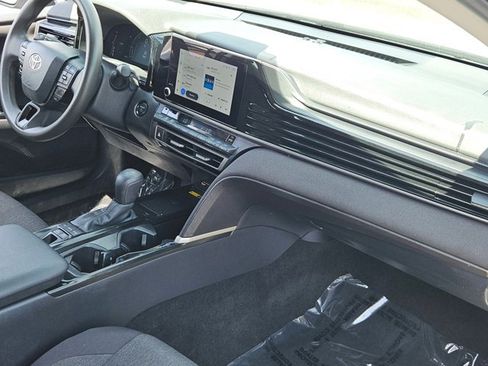 Used 2025 Toyota Camry LE FWD image 27