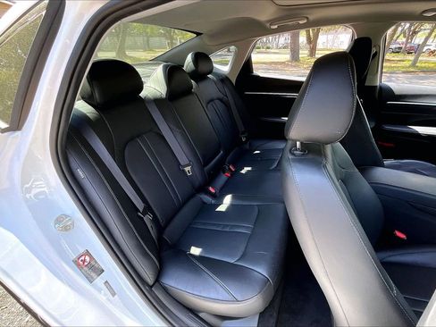 Used 2020 Hyundai Sonata Limited image 22