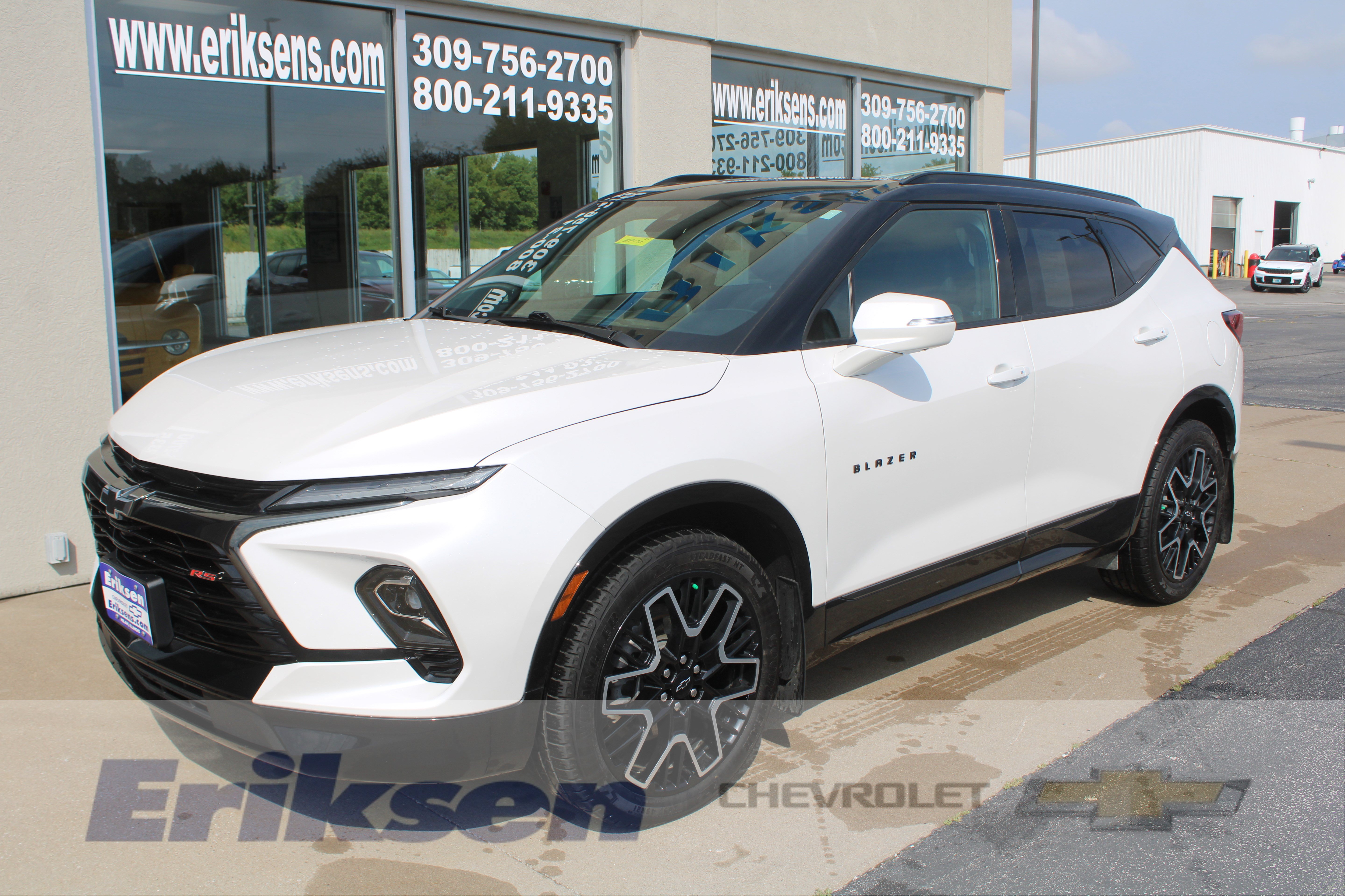 Certified 2024 Chevrolet Blazer RS w/ Driver Confidence II Package AWD/4WD image 1