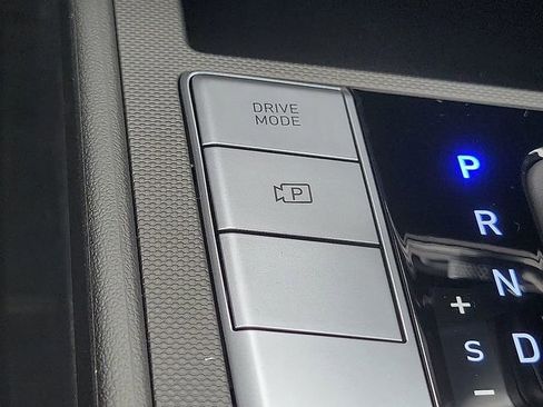 New 2026 Hyundai Elantra Sport image 13