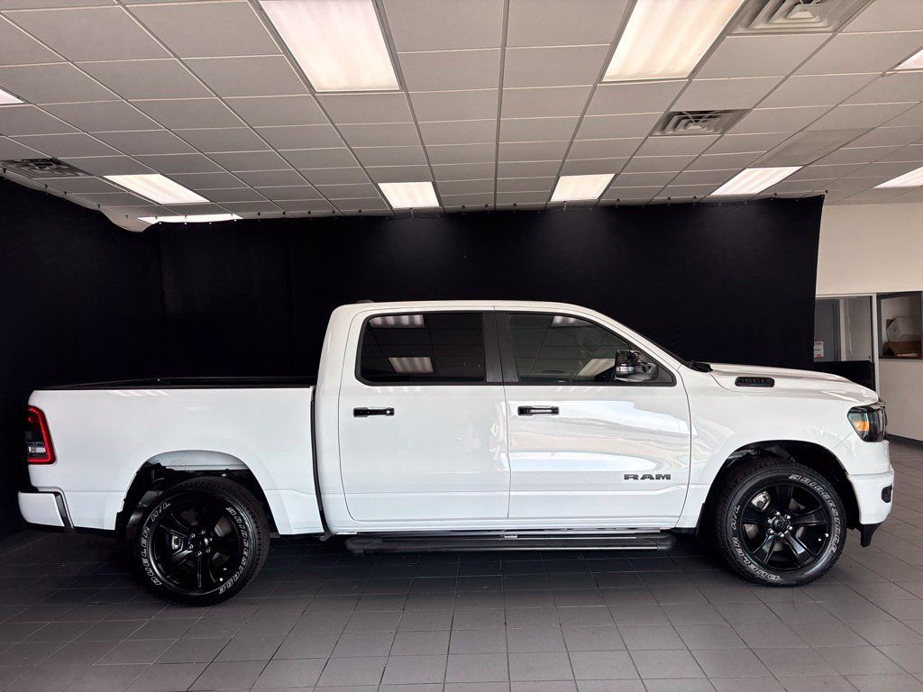 Used 2024 RAM 1500 Big Horn AWD/4WD image 2