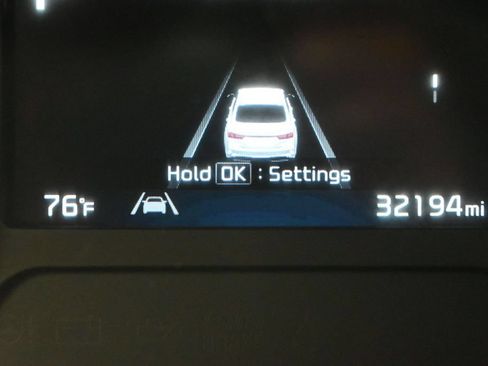 Used 2022 Kia Forte LXS w/ LXS Technology Package FWD image 16