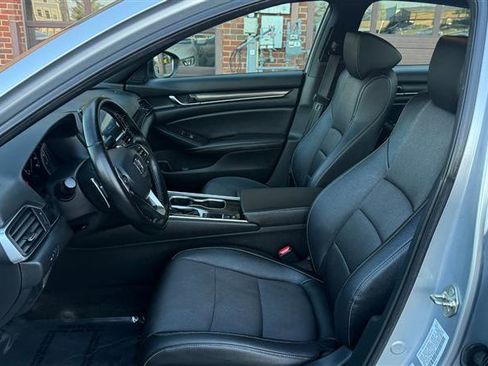 Used 2019 Honda Accord Sport image 28