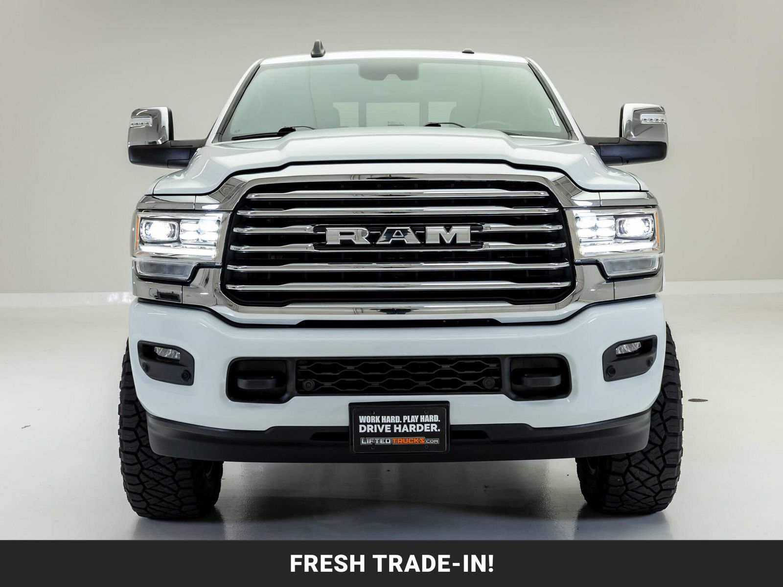 Used 2024 RAM 2500 Limited w/ Safety Group AWD/4WD image 3