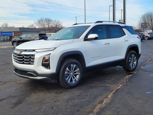 New 2026 Chevrolet Equinox LT w/ Convenience Package II image 4