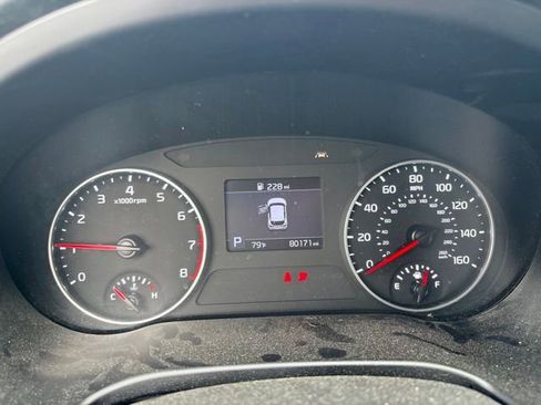 Used 2021 Kia Seltos S FWD image 14