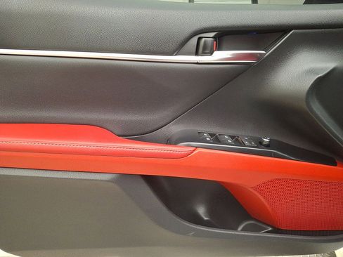 Certified 2019 Toyota Camry XSE image 10