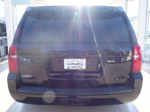 Used 2016 Chevrolet Tahoe LT w/ Luxury Package image 9