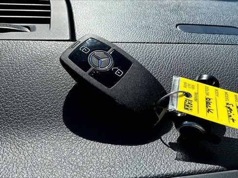 Used 2025 Mercedes-Benz Sprinter 2500 image 15