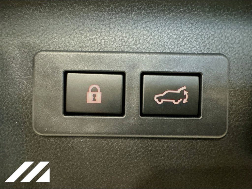 Used 2025 Subaru Forester Premium AWD/4WD image 28