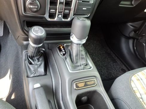 New 2026 Jeep Gladiator Sport AWD/4WD image 12