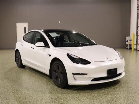 Used 2022 Tesla Model 3 Long Range AWD/4WD image 1