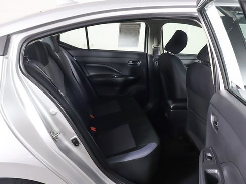 Used 2024 Nissan Versa SV w/ Trunk Package image 28