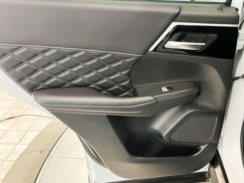 Used 2022 Mitsubishi Outlander SEL image 28