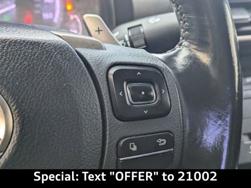 Used 2016 Lexus RC 200t image 29