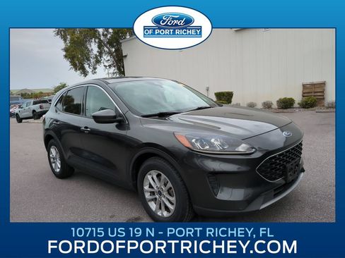 Used 2020 Ford Escape SE FWD image 1