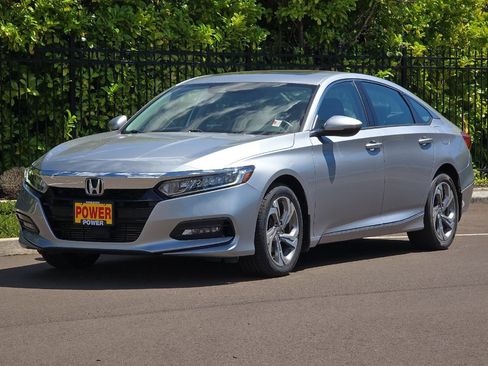 Used 2018 Honda Accord EX-L image 8