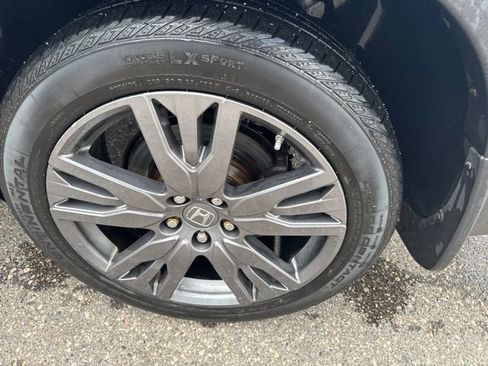 Used 2022 Honda Pilot Sport image 6