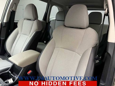 Used 2020 Subaru Forester Premium AWD/4WD image 14