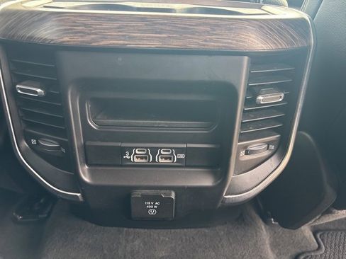 Used 2020 RAM 1500 Laramie image 27