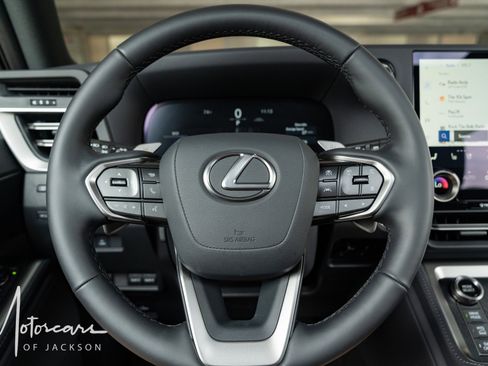 Used 2026 Lexus GX 550 AWD/4WD image 25