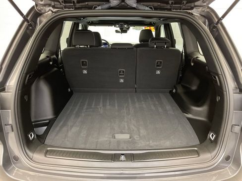 Certified 2025 Jeep Grand Cherokee Laredo X w/ Trailer Tow Package image 23