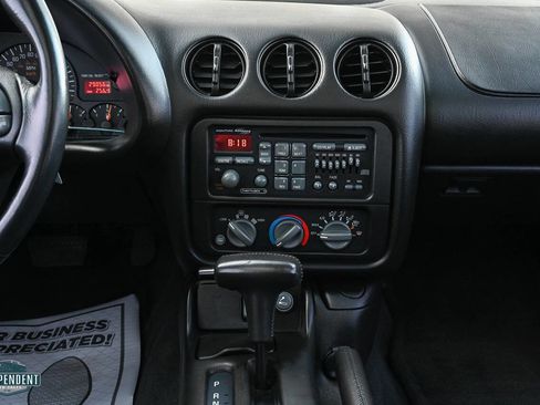 Used 2000 Pontiac Firebird Formula image 15