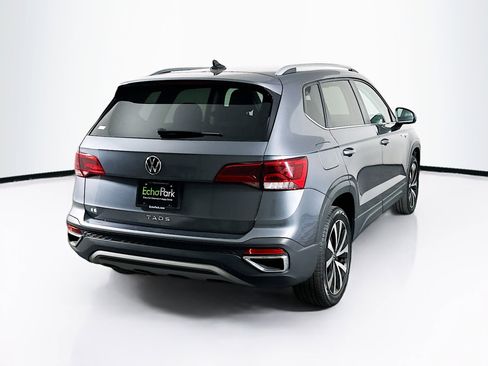 Used 2024 Volkswagen Taos SE image 9