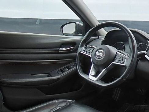 Used 2019 Nissan Altima 2.5 SR image 16