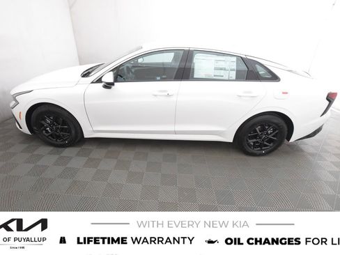 New 2026 Kia K5 LXS image 8