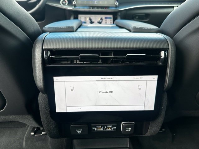 New 2026 Jeep Grand Wagoneer Summit AWD/4WD image 37