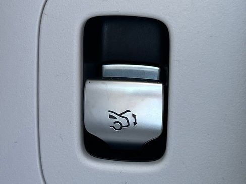 Certified 2023 Mercedes-Benz EQE AMG 4MATIC Sedan image 38