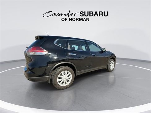 Used 2015 Nissan Rogue S image 8